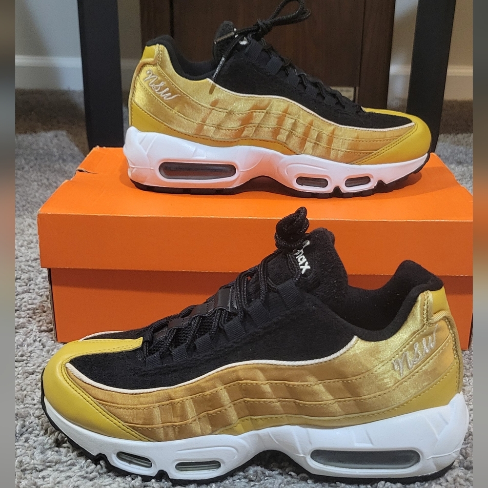 WOMENS AIR MAX 95 LX 'Wheat Gold Black'